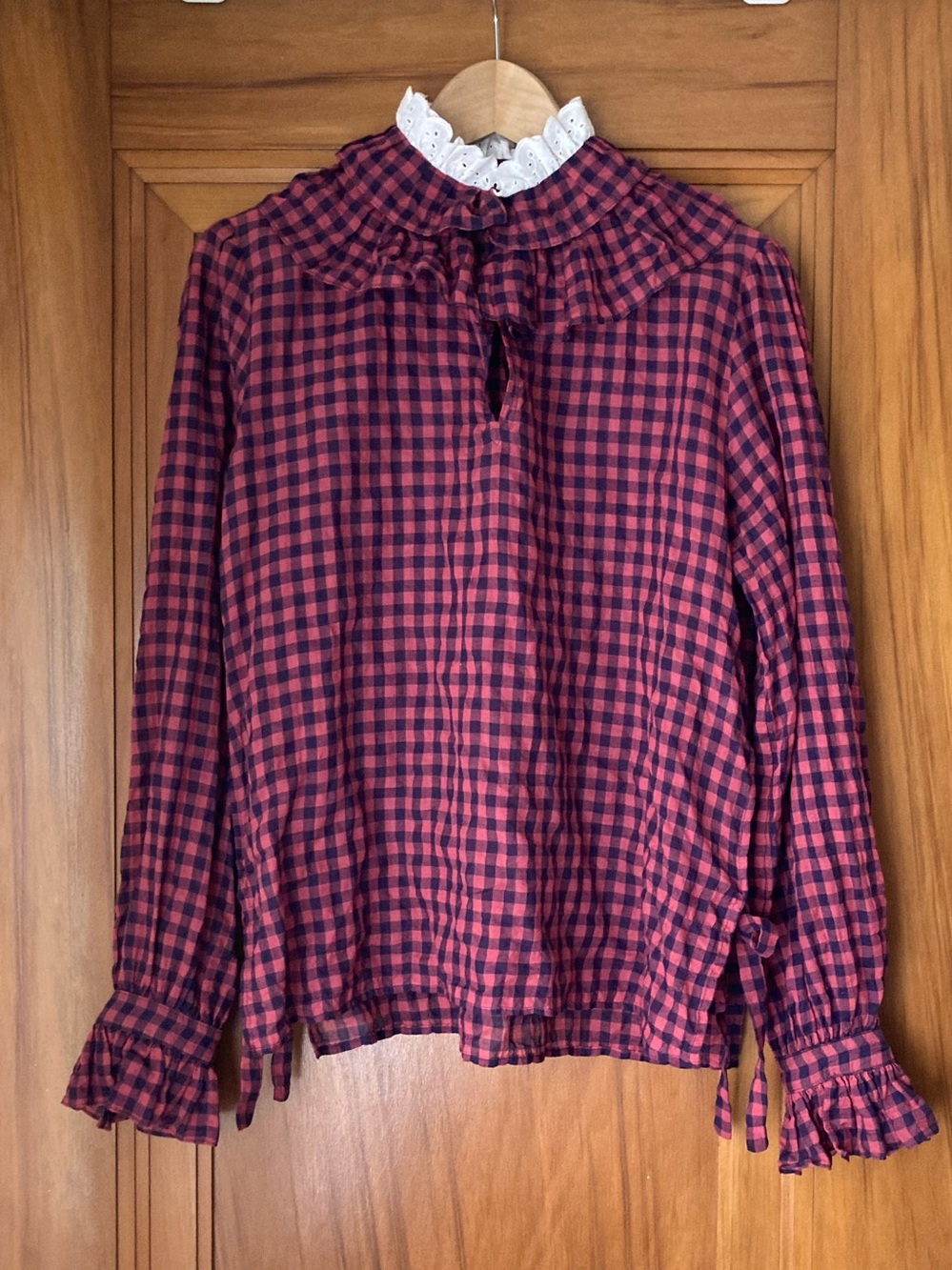 Warm NY / mulberry Gingham ruffle neck  top